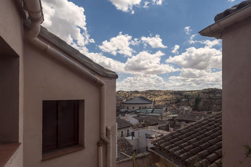 Atico-Terraza Imperial Apartment Toledo Ruang foto