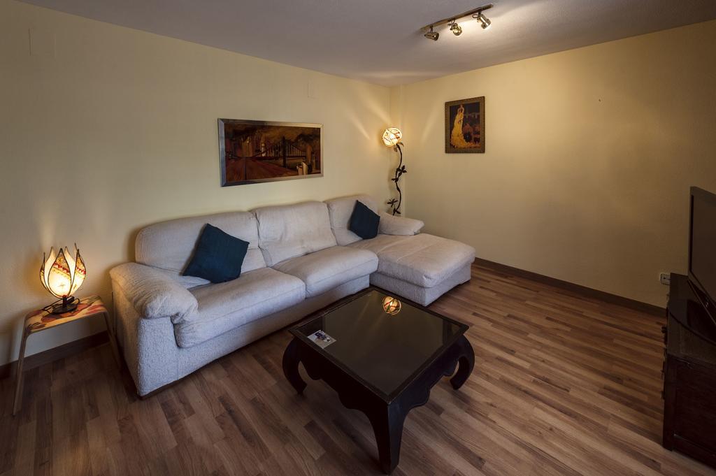 Atico-Terraza Imperial Apartment Toledo Ruang foto